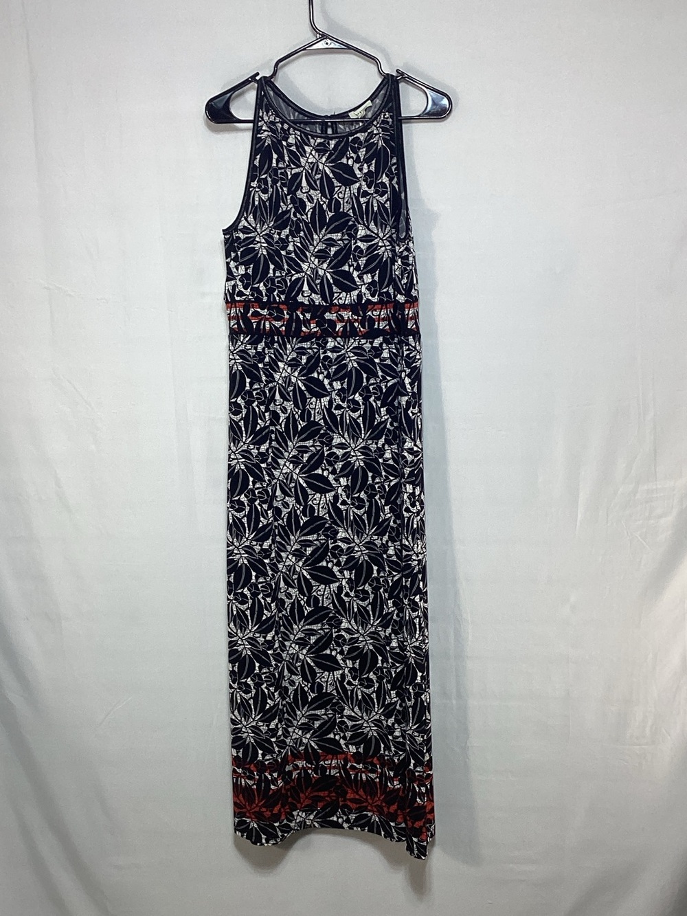 NWT Max Studio Large Black and White Floral Maxi Dress with Red Trim
